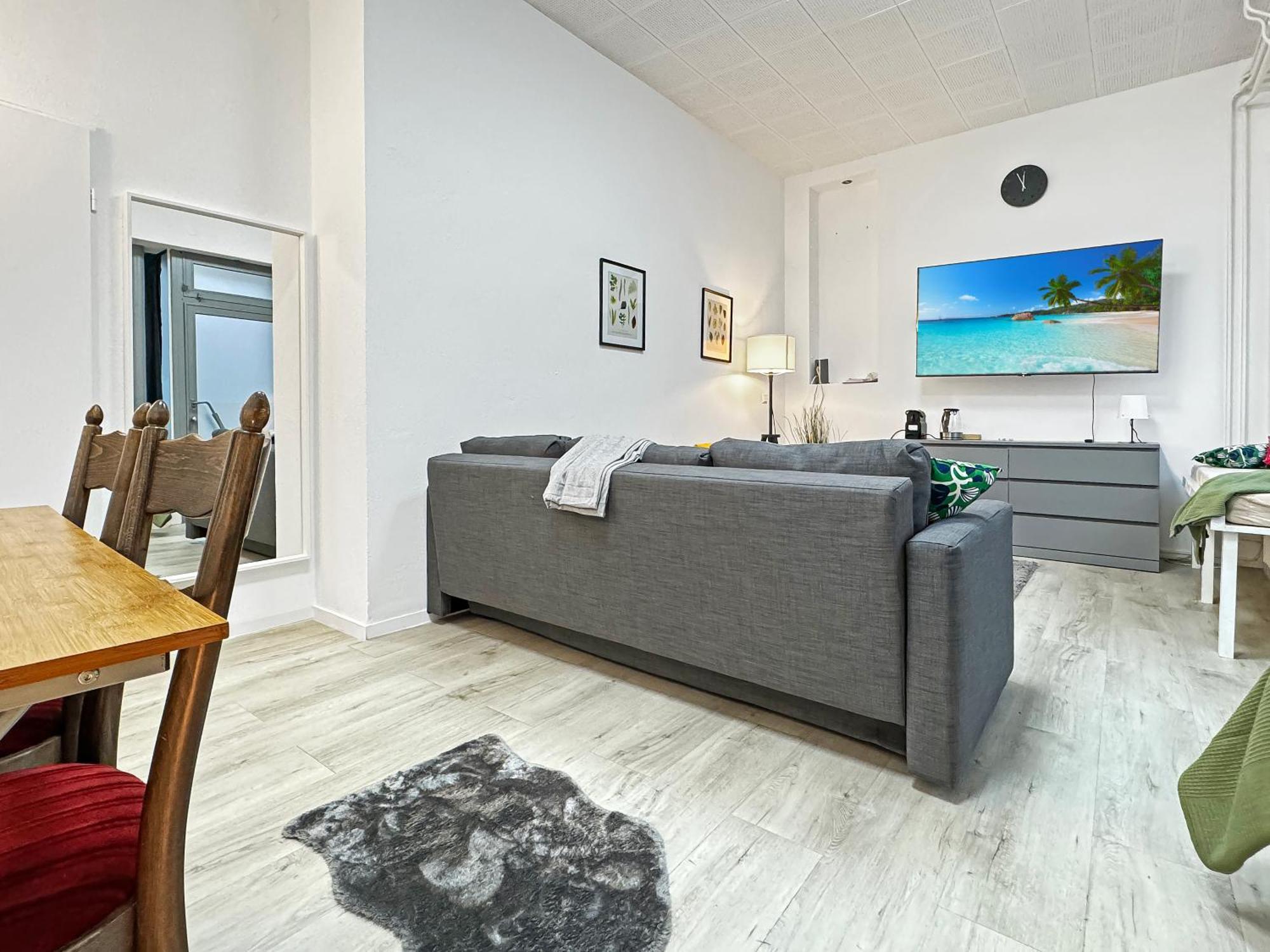 2 Zimmer Apartment Fuer 6 P, 15 Min Zum Flughafen Esslingen am Neckar Dış mekan fotoğraf