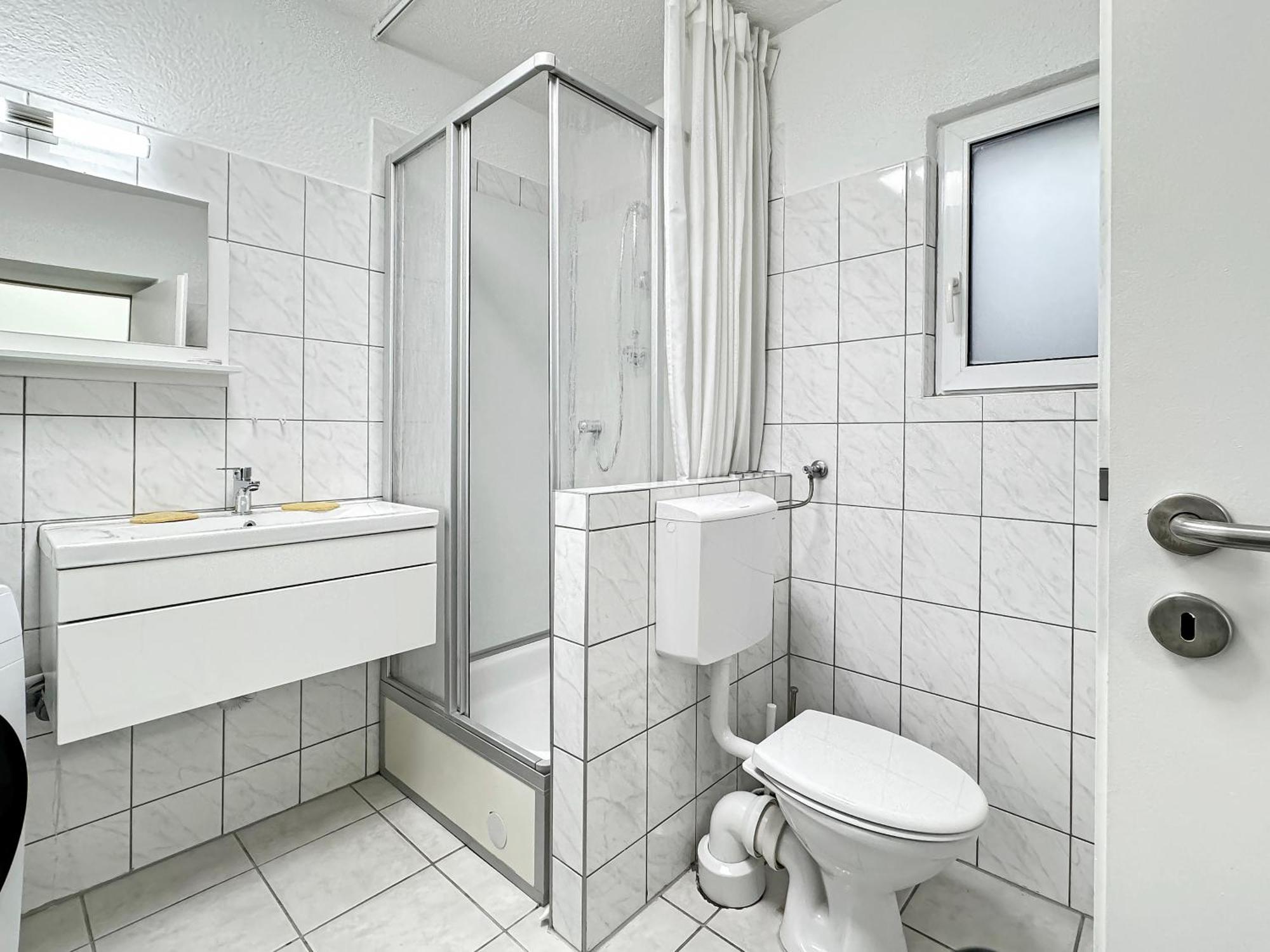 2 Zimmer Apartment Fuer 6 P, 15 Min Zum Flughafen Esslingen am Neckar Dış mekan fotoğraf